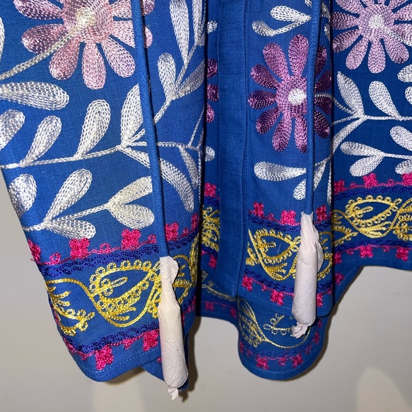 NWT Alexis Embroidered Paulaine Top Small - Picture 12 of 12